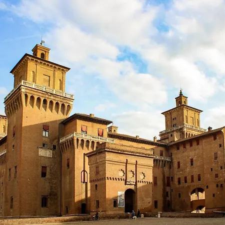 Al Pipai Lejlighed Ferrara